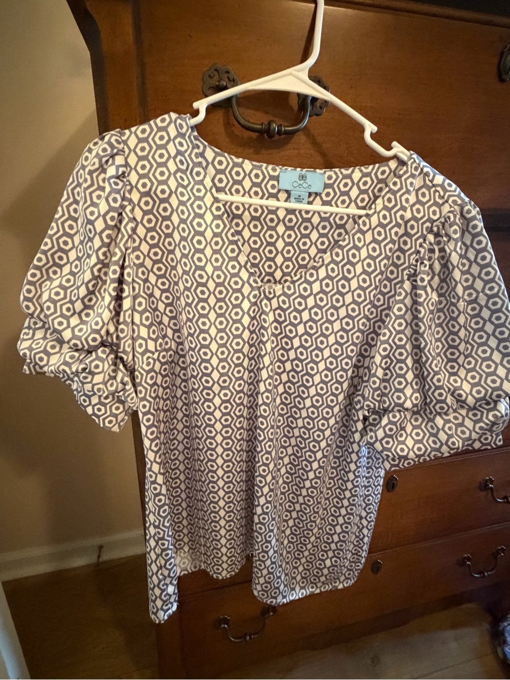 CeCe Lavender and White Geometric Puff-Sleeve Blouse